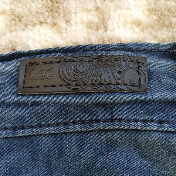 Lee Easy Fit Tummy Panel Floral Jeans 8 Short Blue - Picture 12 of 16